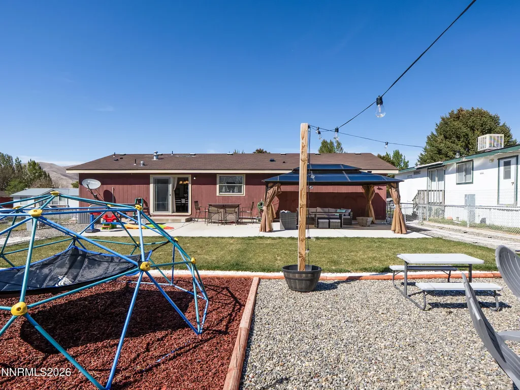 3320 Moon Winnemucca NV 89445