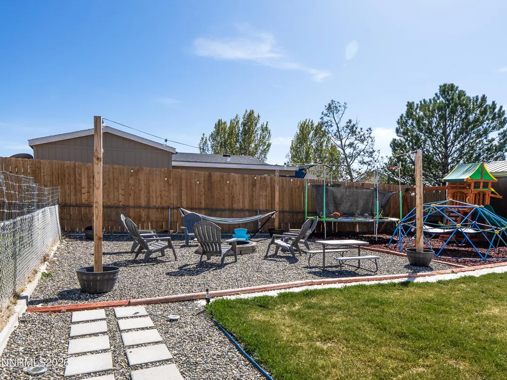 3320 Moon Winnemucca NV 89445