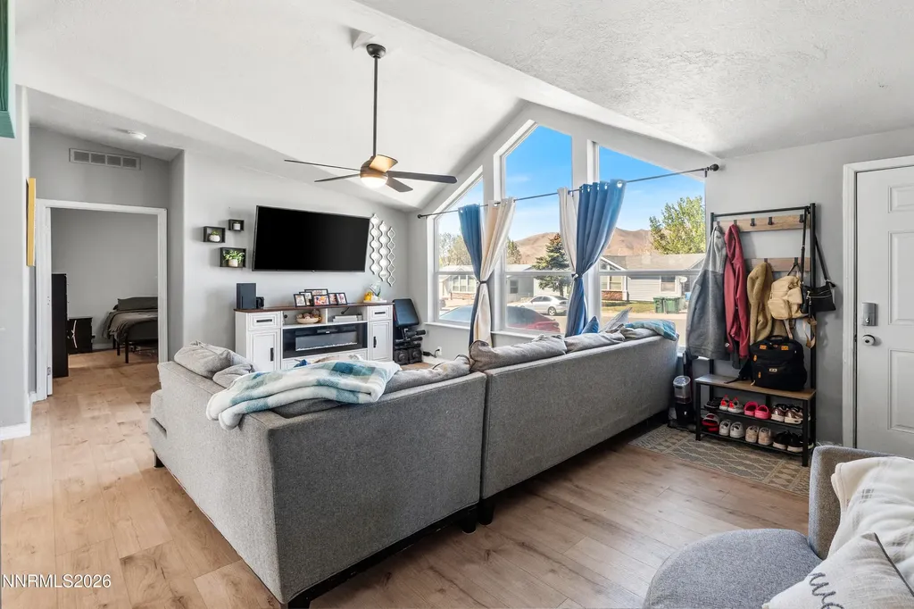 3320 Moon Winnemucca NV 89445