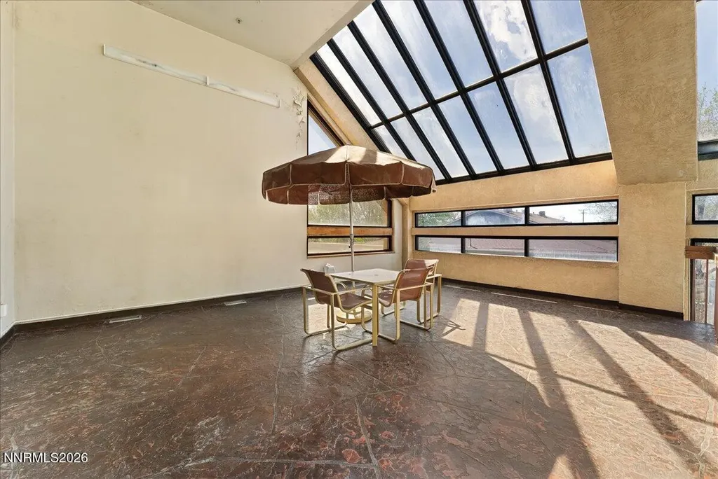 3095 Lakeside Reno NV 89509