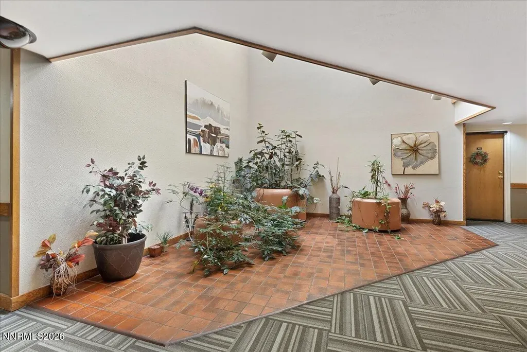 3095 Lakeside Reno NV 89509
