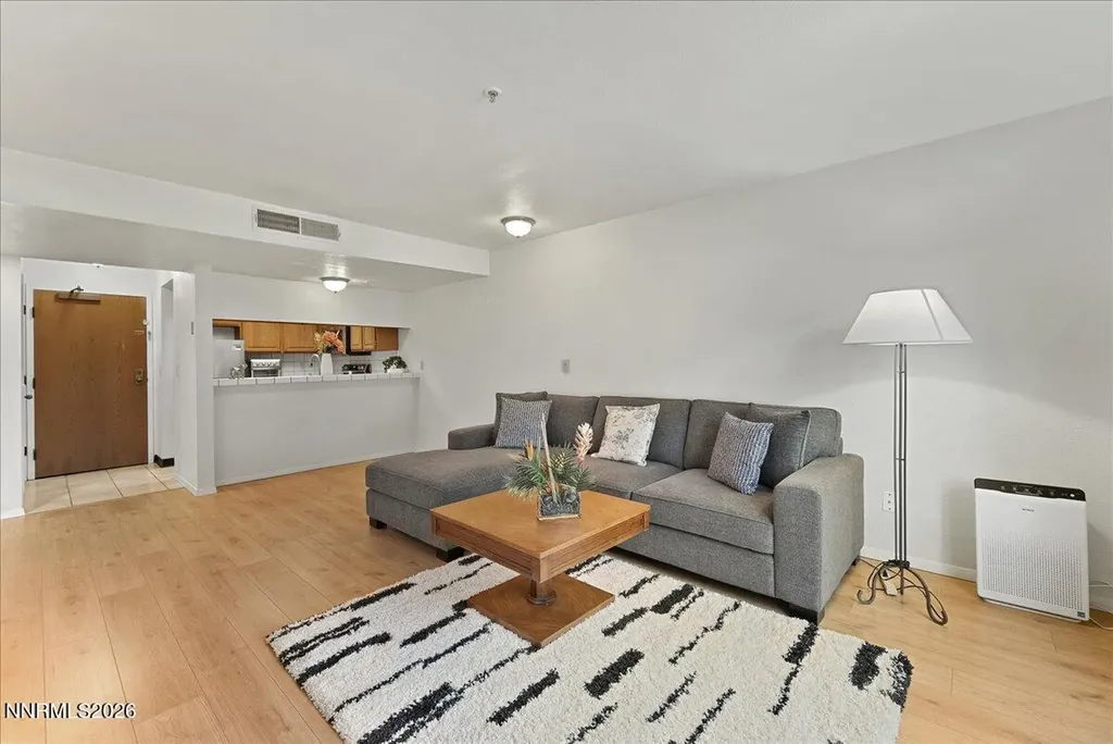 3095 Lakeside Reno NV 89509