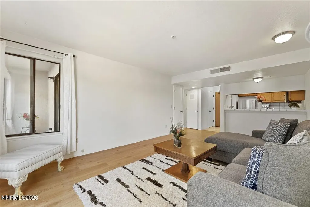 3095 Lakeside Reno NV 89509