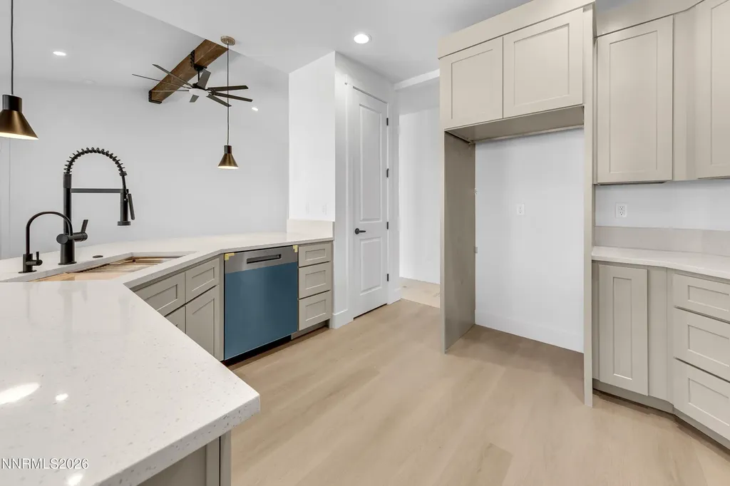 155 Pinto Ranch Reno NV 89510