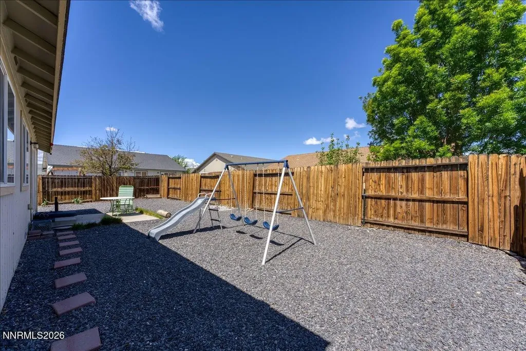 2202 Ellice Fernley NV 89408