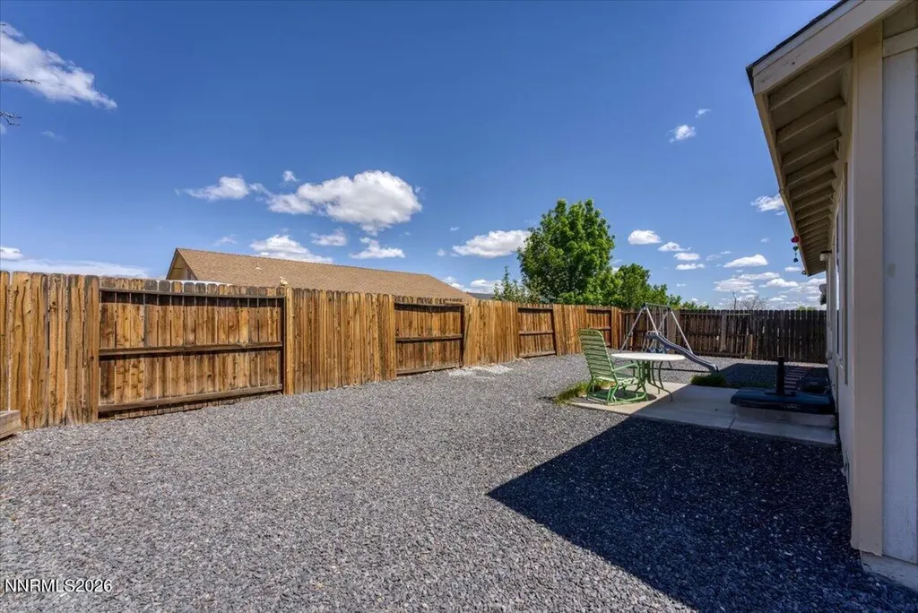 2202 Ellice Fernley NV 89408