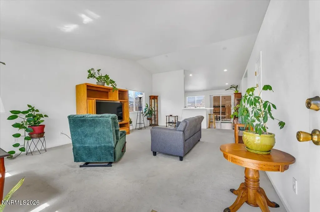 2202 Ellice Fernley NV 89408