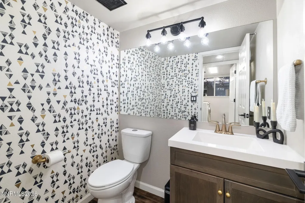 1025 Country Ridge Sparks NV 89434