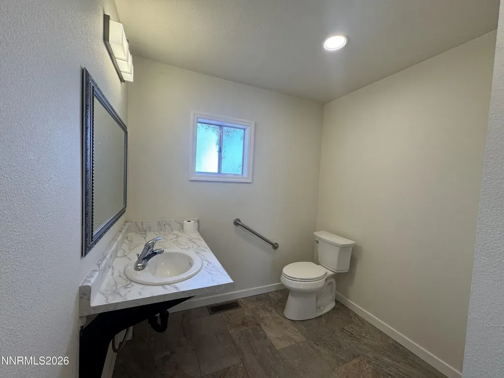 1233 Briggs Fallon NV 89406