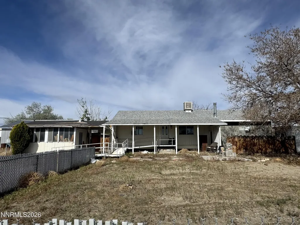1233 Briggs Fallon NV 89406