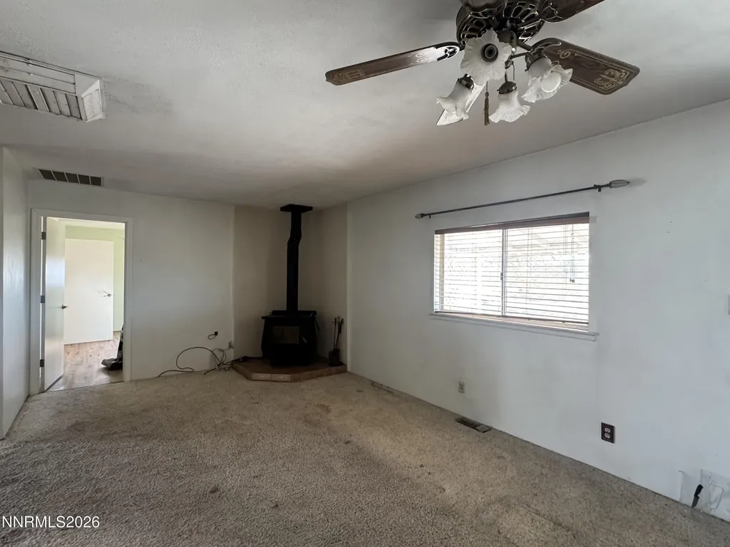 1233 Briggs Fallon NV 89406