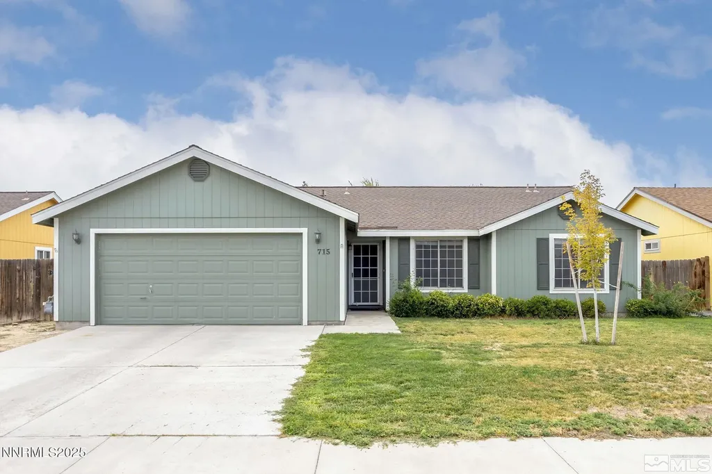 715 Shadow Fernley NV 89408