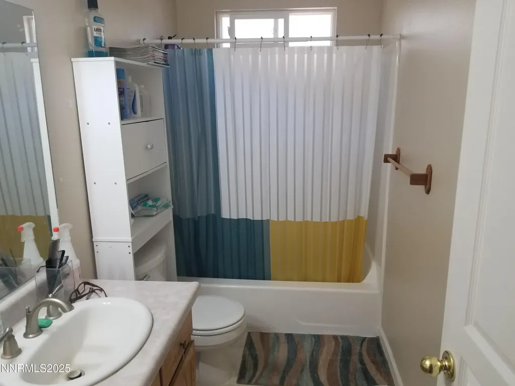 715 Shadow Fernley NV 89408