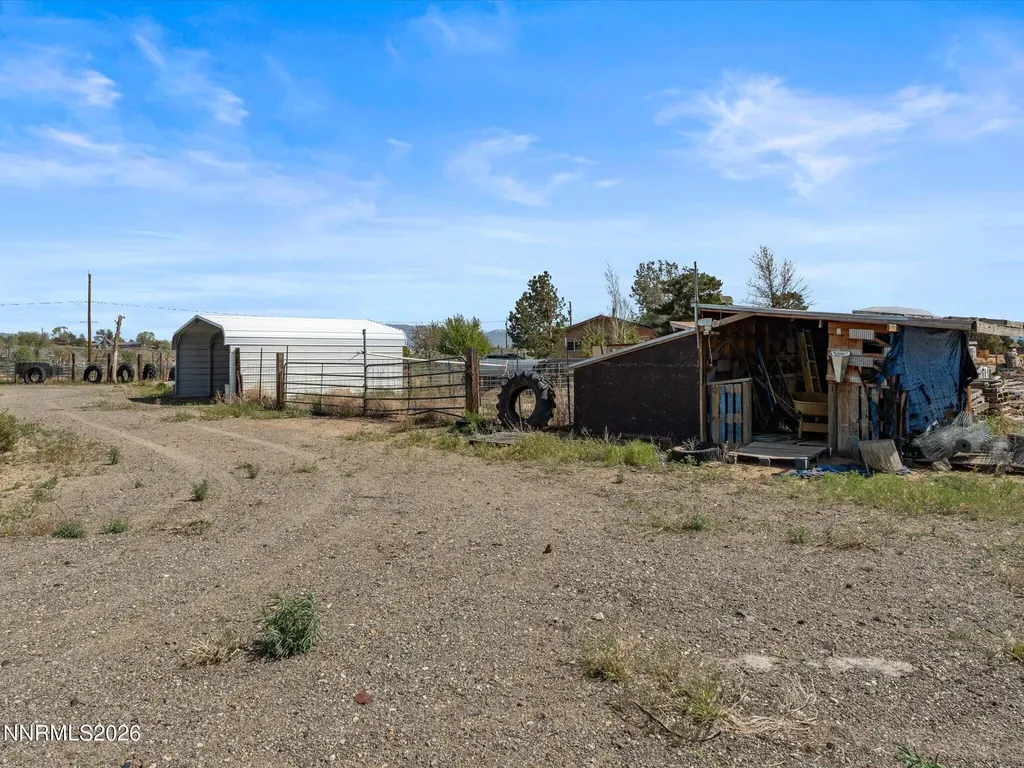 2530 Henning Minden NV 89423
