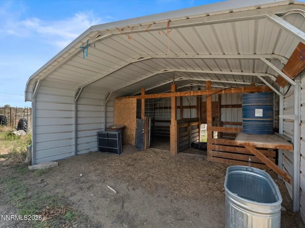 2530 Henning Minden NV 89423
