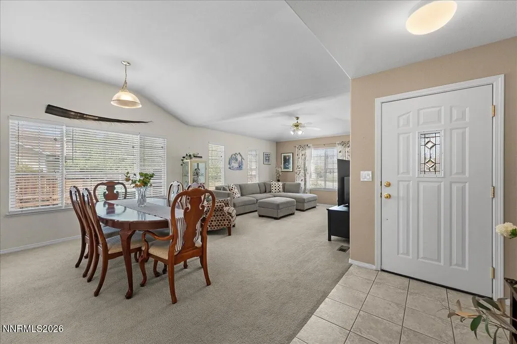 1053 Turtledove Sparks NV 89441