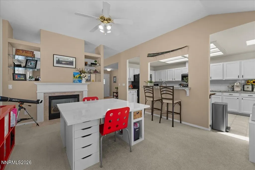 1053 Turtledove Sparks NV 89441