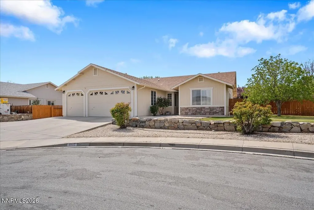 1053 Turtledove Sparks NV 89441