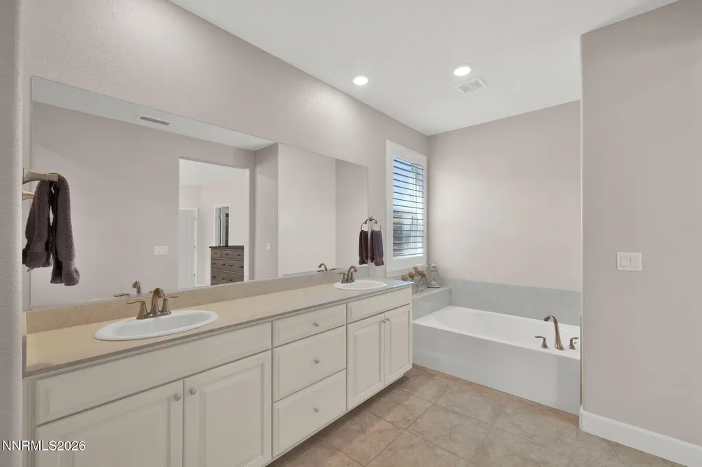 10250 Mother Lode Reno NV 89521
