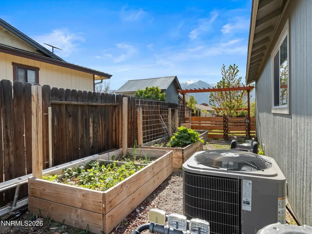 1317 Mary Jo Gardnerville NV 89460