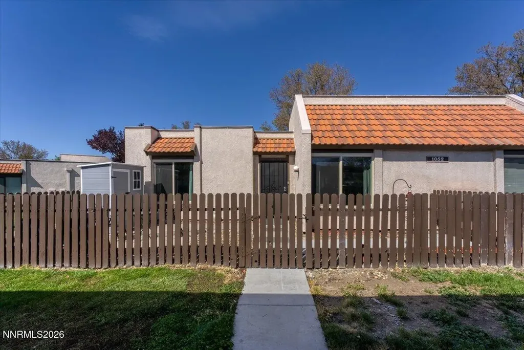 1052 Baywood Sparks NV 89434