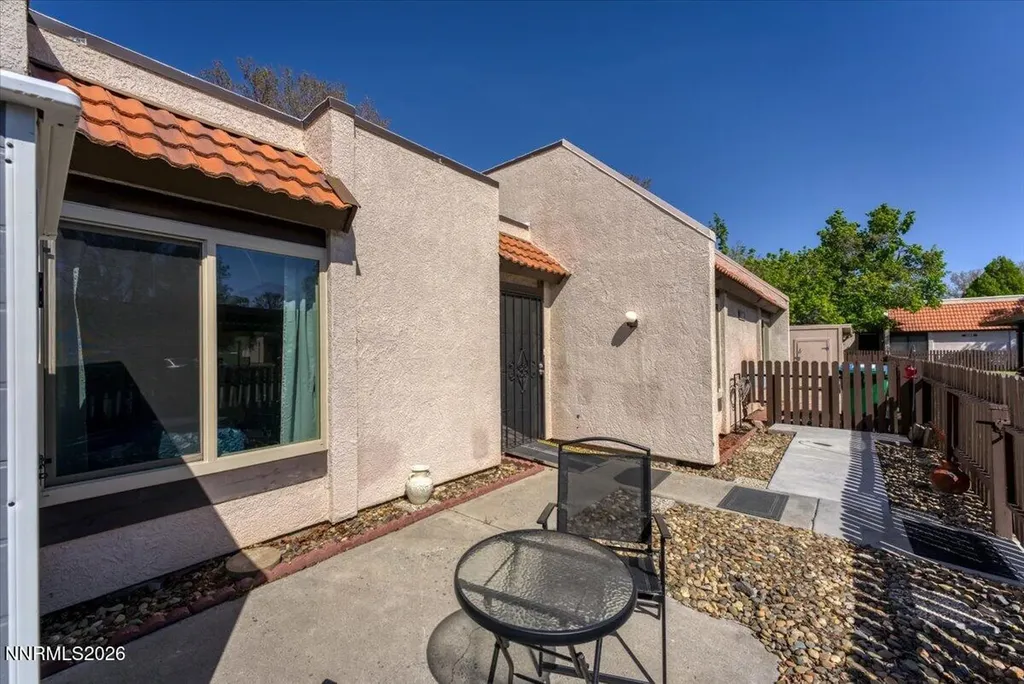 1052 Baywood Sparks NV 89434
