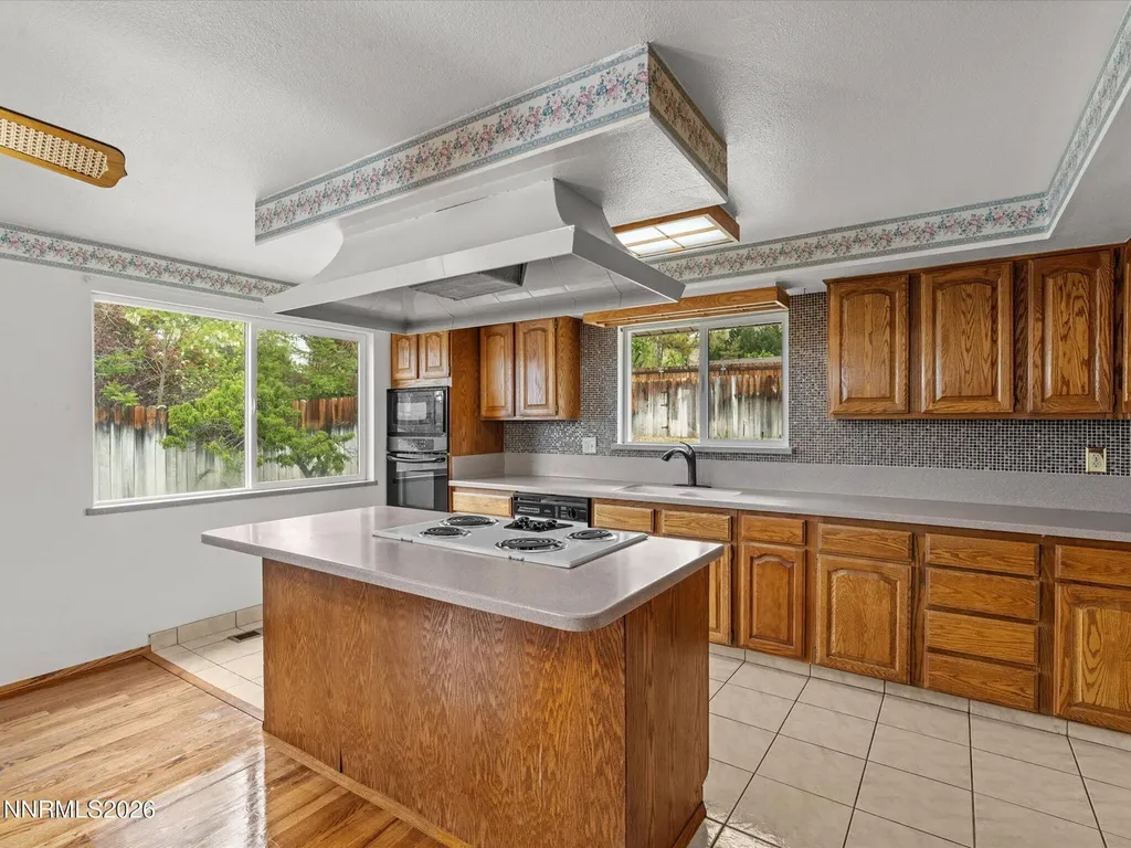 3370 Shawnee Reno NV 89502