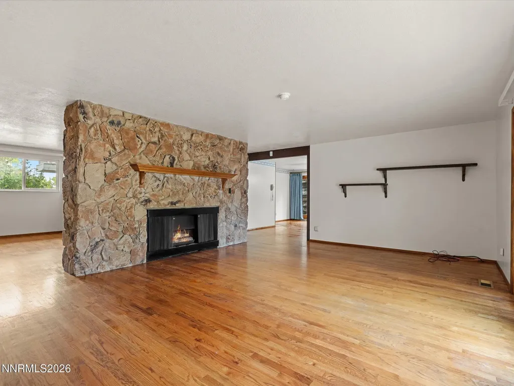 3370 Shawnee Reno NV 89502