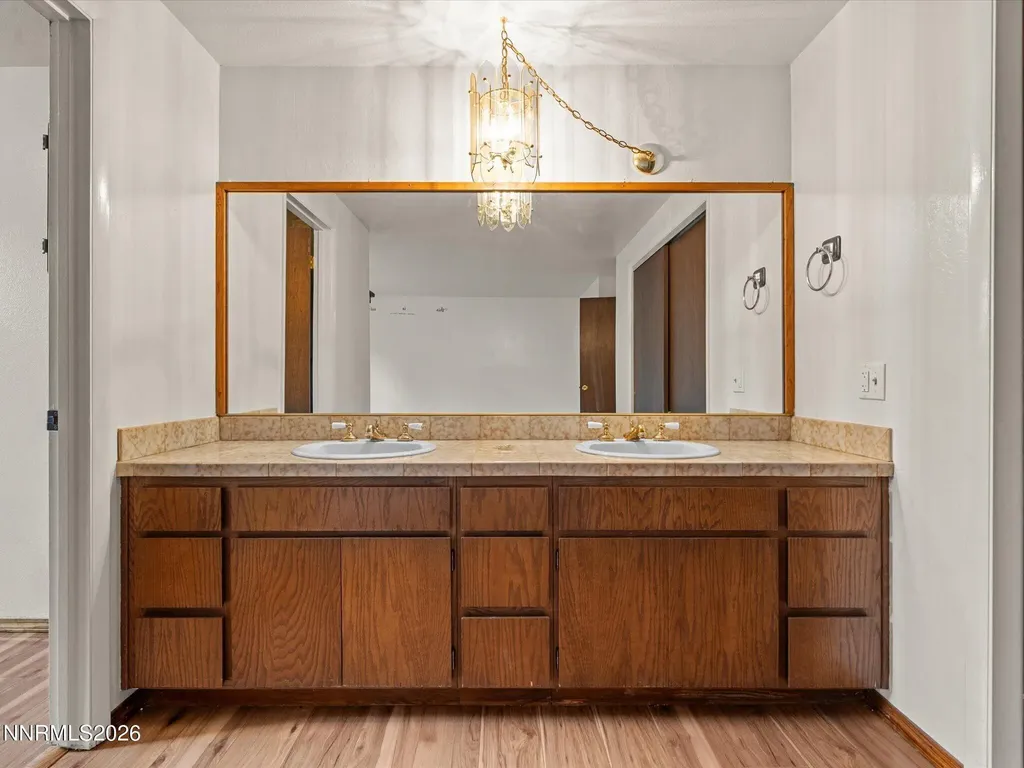 3370 Shawnee Reno NV 89502