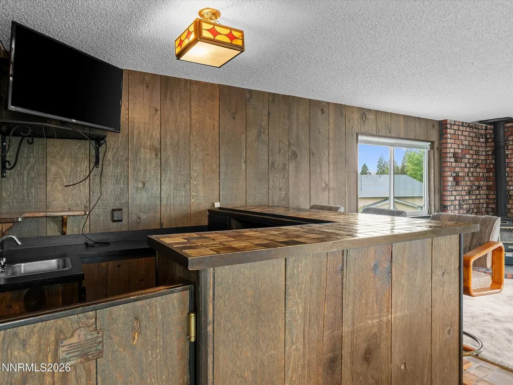 3370 Shawnee Reno NV 89502