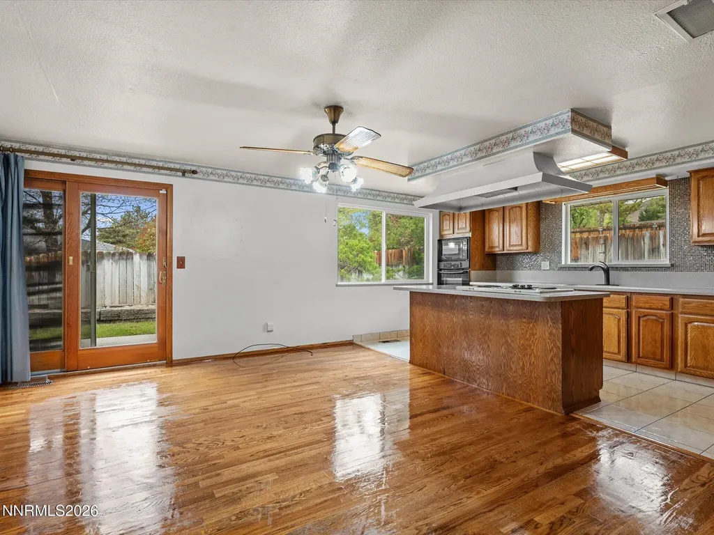 3370 Shawnee Reno NV 89502