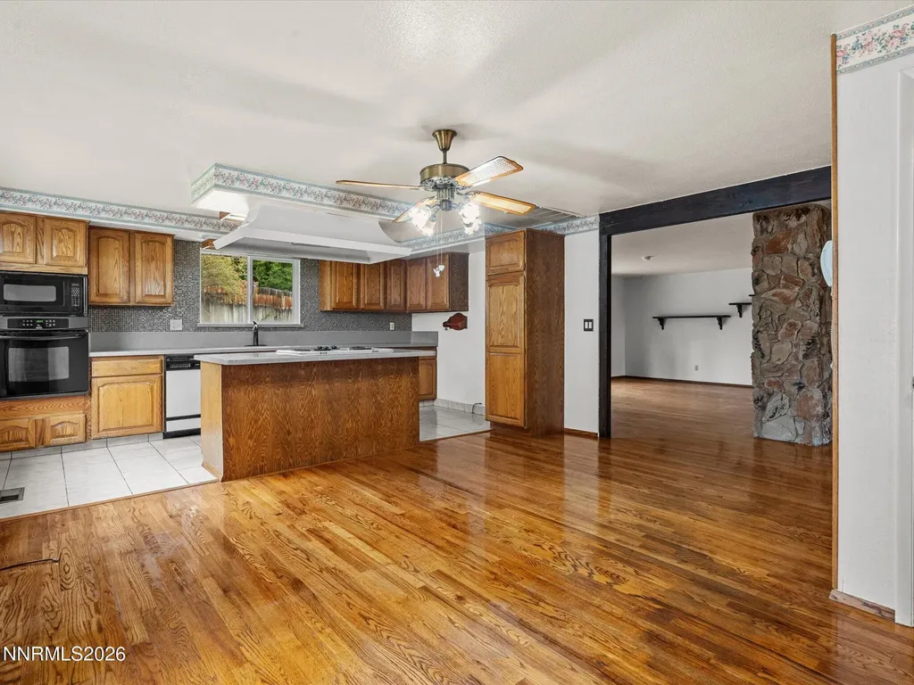 3370 Shawnee Reno NV 89502