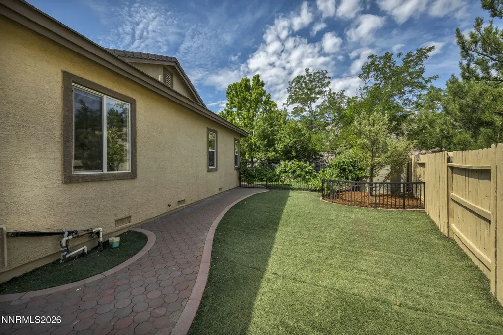 2782 Sky Horse Reno NV 89511