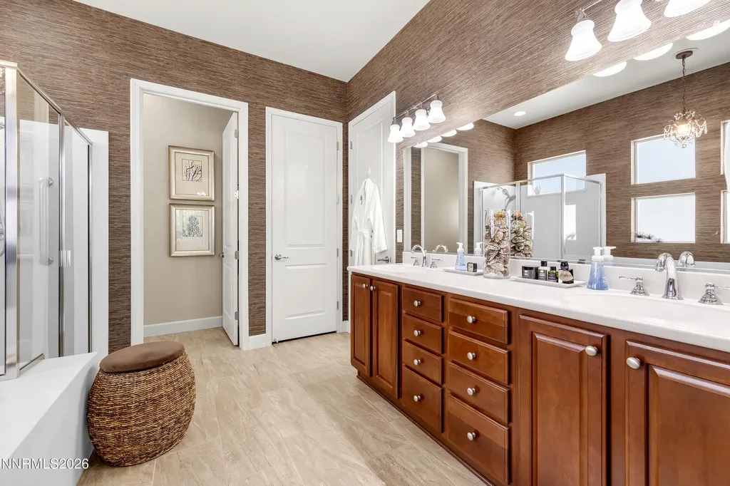 1695 Cricketwood Reno NV 89523