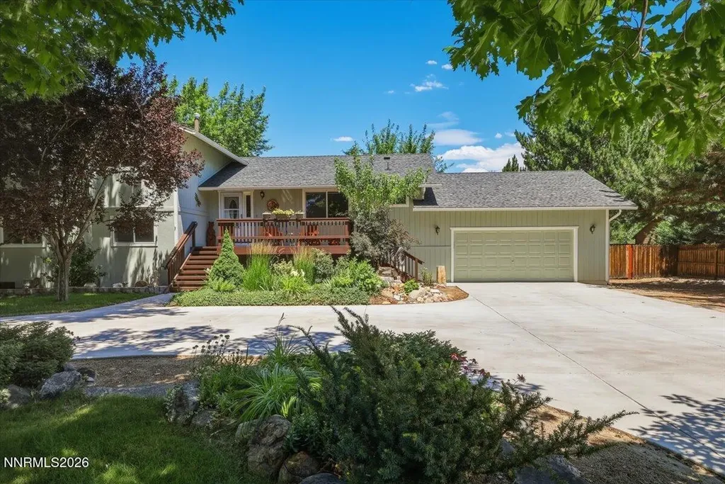 1518 Glenwood Gardnerville NV 89460