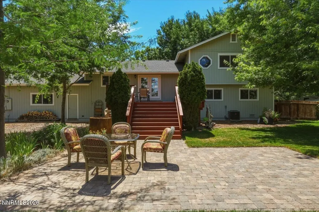 1518 Glenwood Gardnerville NV 89460
