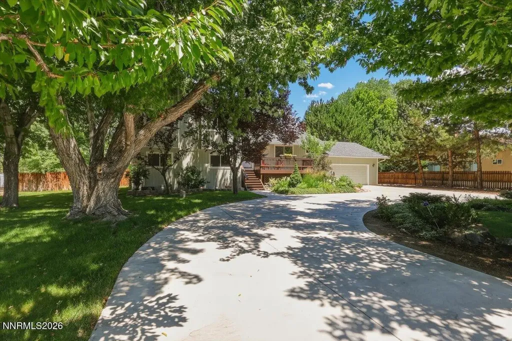 1518 Glenwood Gardnerville NV 89460