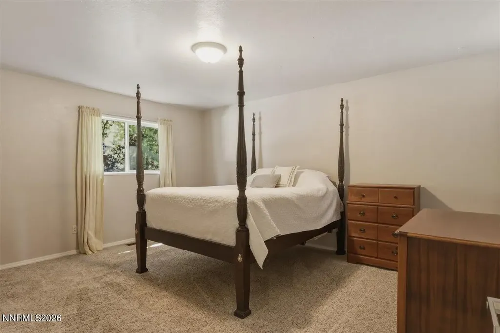 1518 Glenwood Gardnerville NV 89460