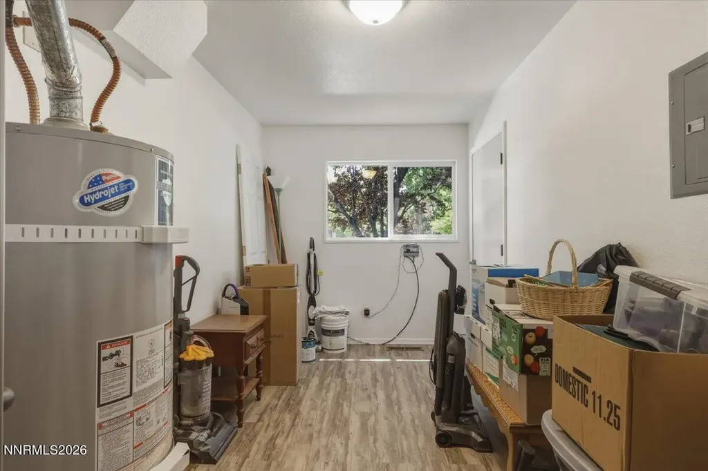 1518 Glenwood Gardnerville NV 89460