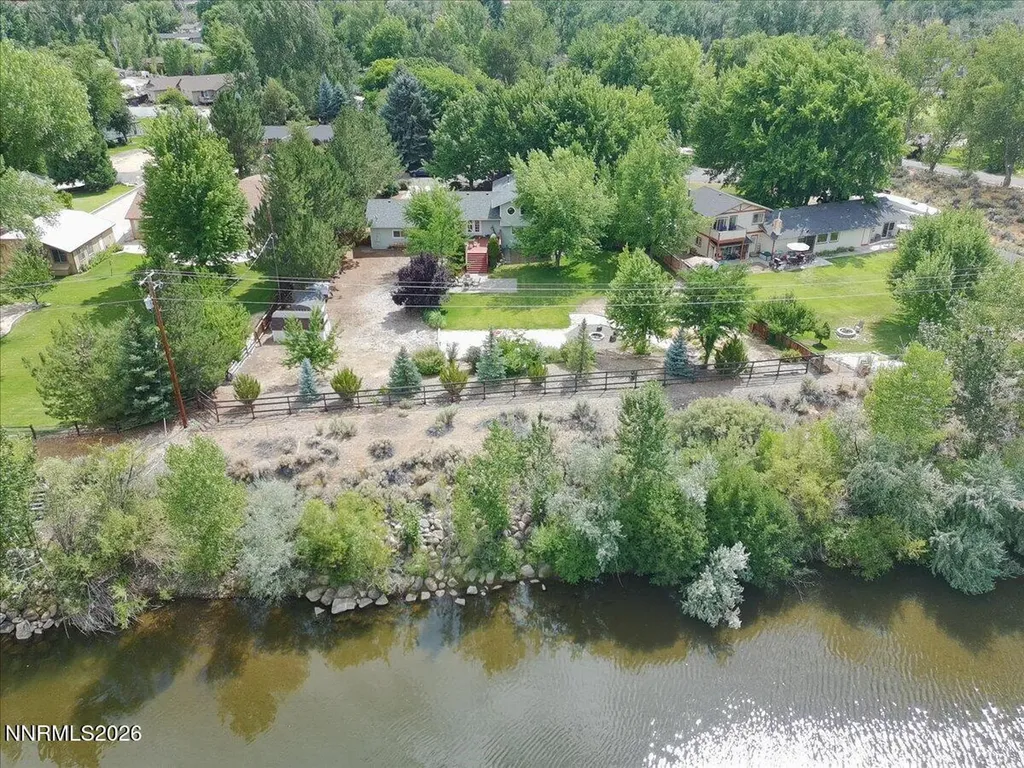 1518 Glenwood Gardnerville NV 89460