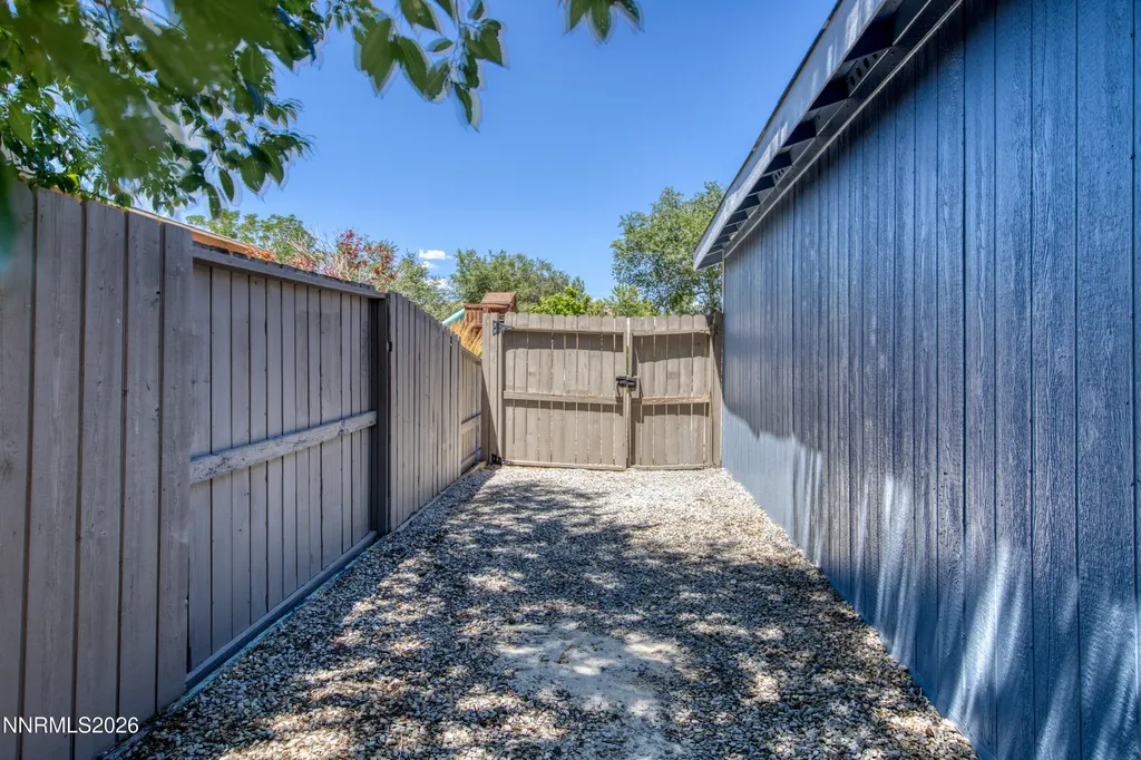 592 Morgan Sun Valley NV 89433