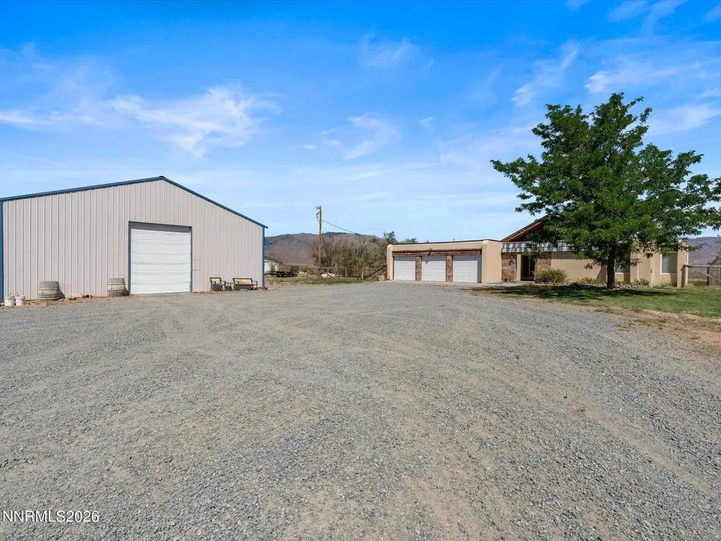 5200 Range Land Reno NV 89510