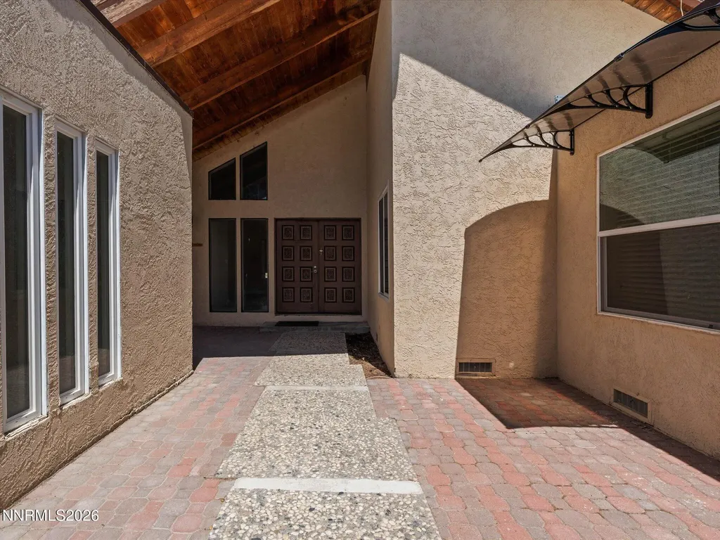 5200 Range Land Reno NV 89510