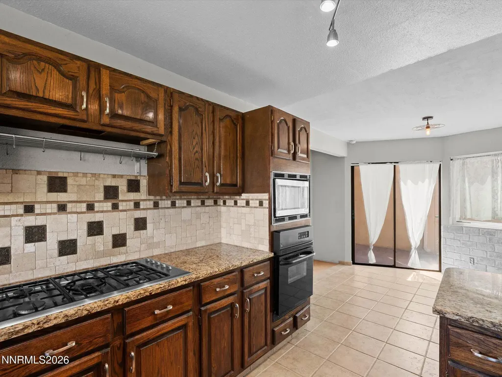 5200 Range Land Reno NV 89510