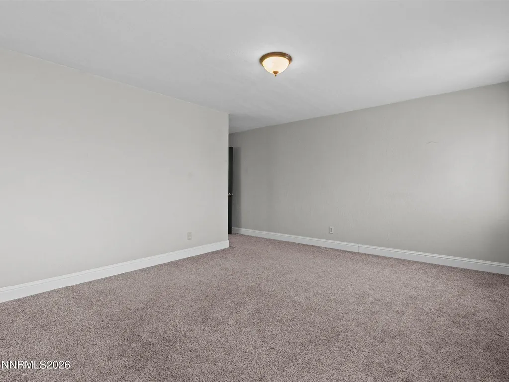 5200 Range Land Reno NV 89510