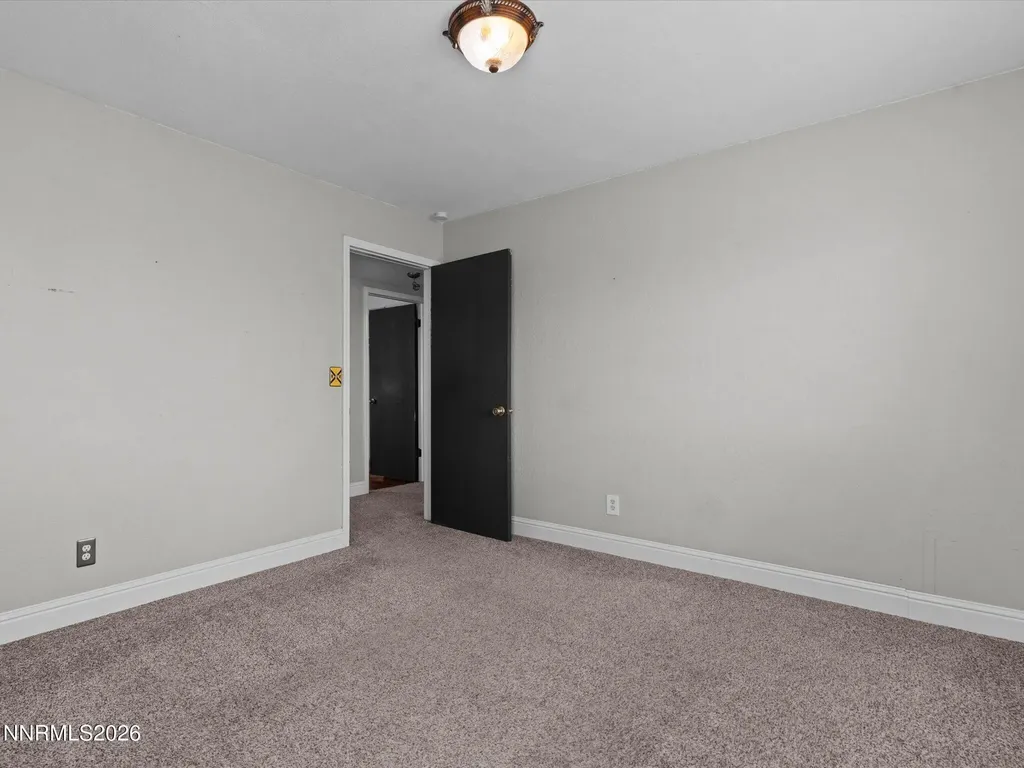 5200 Range Land Reno NV 89510