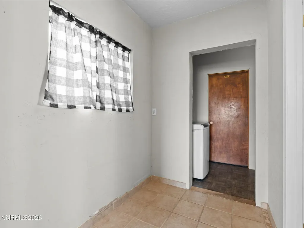 5200 Range Land Reno NV 89510