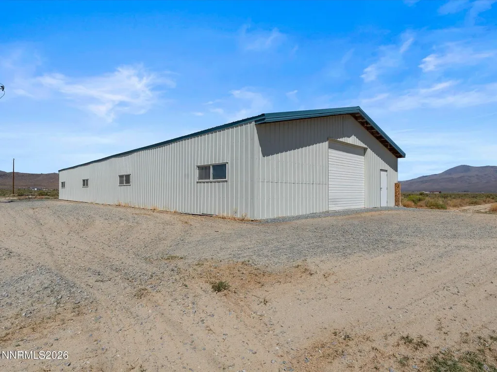 5200 Range Land Reno NV 89510