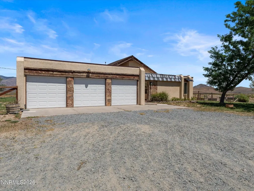 5200 Range Land Reno NV 89510