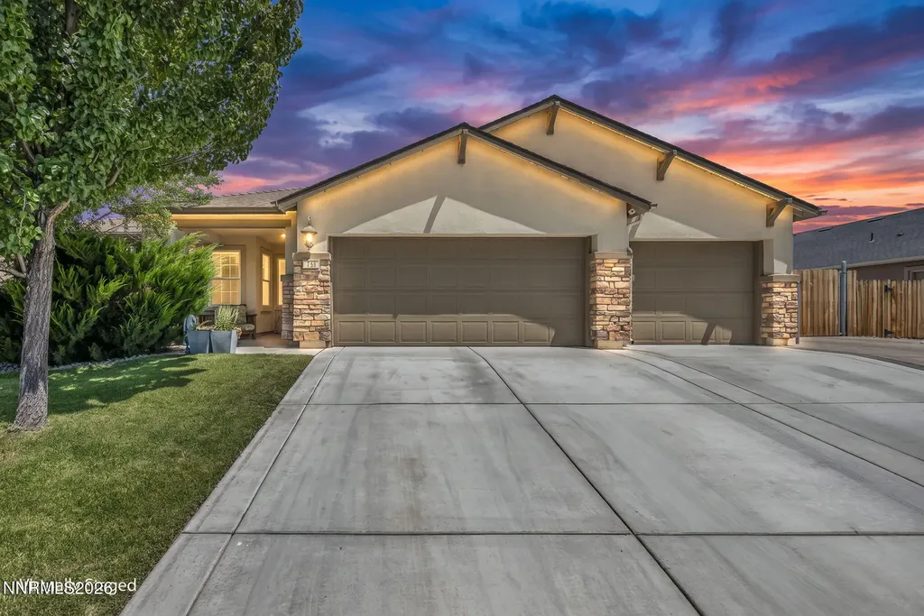 746 Mallard Crest Spanish Springs NV 89441